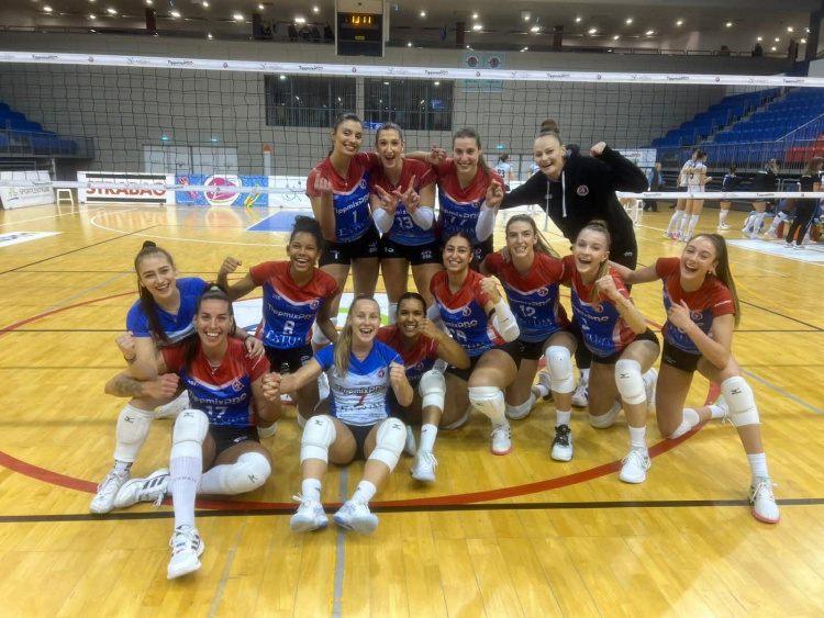 Megnyerték a rangadót a röplabdások!                      