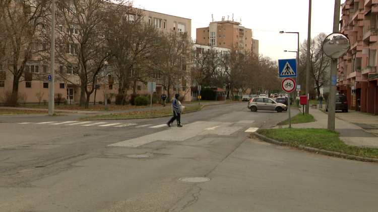 Körforgalom épül a Vasvári Pál utca-Stadion utca-Kótaji út kereszteződésében