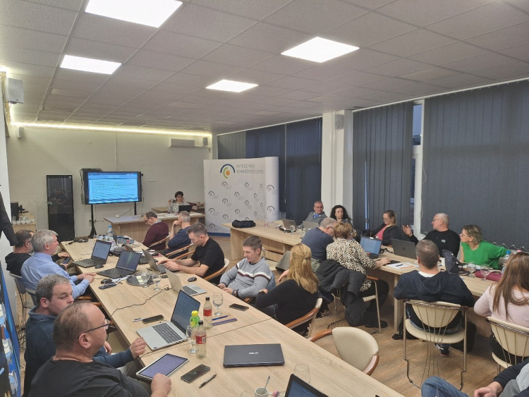 Projektoktatás felé tart a szakképzés – Svájci támogatással készülnek a megújulásra