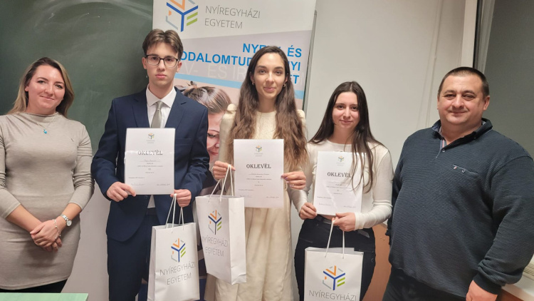A vármegye középiskolásainak rendezett helyesírási versenyt a Nyíregyházi Egyetem