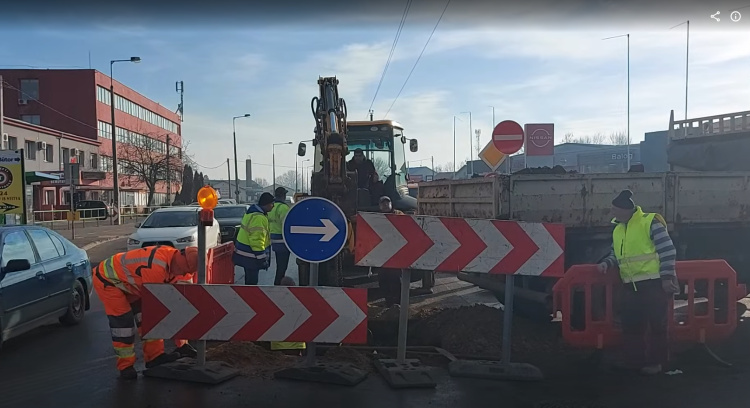 Forgalomkorlátozás és terelés a Kállói úton - keddig nem lesz egyszerű közlekedni