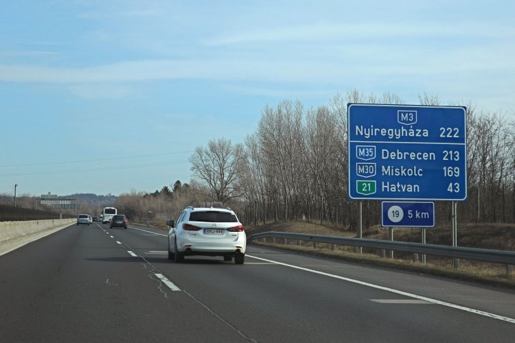 Erős rajt: egy hét alatt közel 23 ezer 2026-os e-matrica fogyott