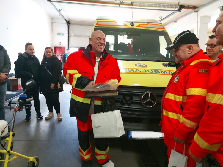 45 évnyi szolgálat után nyugdíjba vonult Gráfel András mentőtiszt