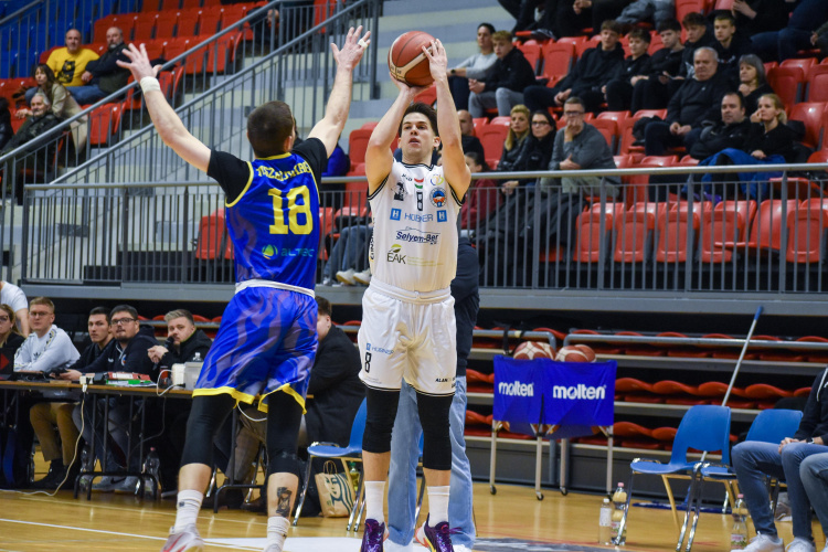 Győzelemmel kezdte az évet a Hübner-Nyíregyháza Blue Sharks