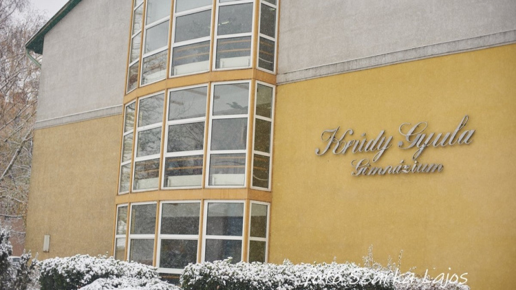 Központi felvételi – Január 24-én a megszokott módon vizsgázhatnak a diákok