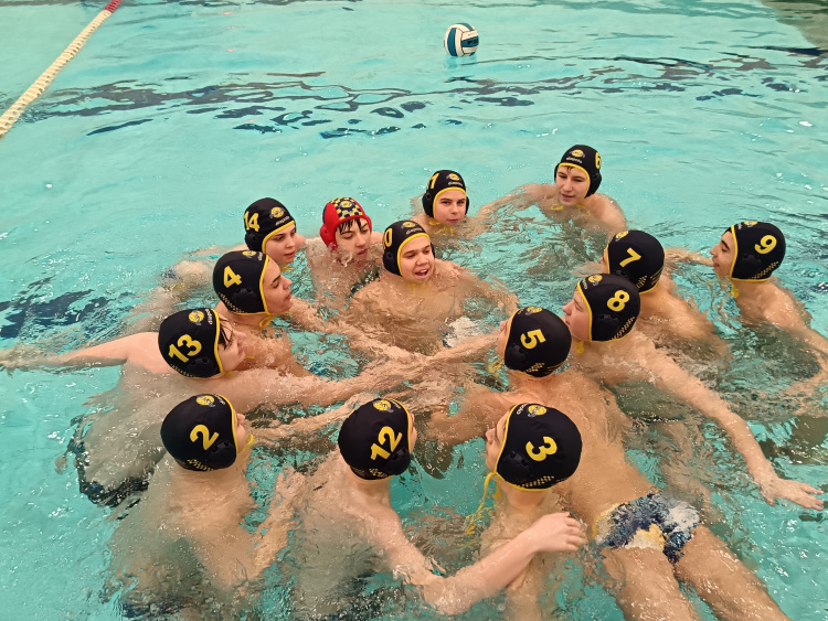 Hibátlan hétvége az U14-es vízilabdásoknál   