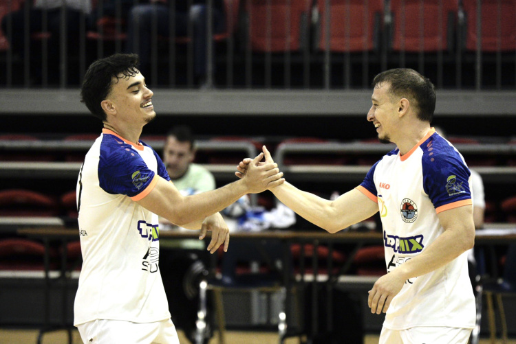 Legyőzte a listavezetőt a Stúdió!                                                 