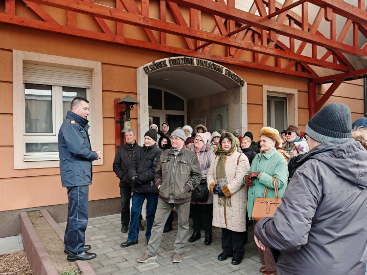 A nyíregyházi tűzoltóság történetét ismerhették meg a helytörténeti séta résztvevői