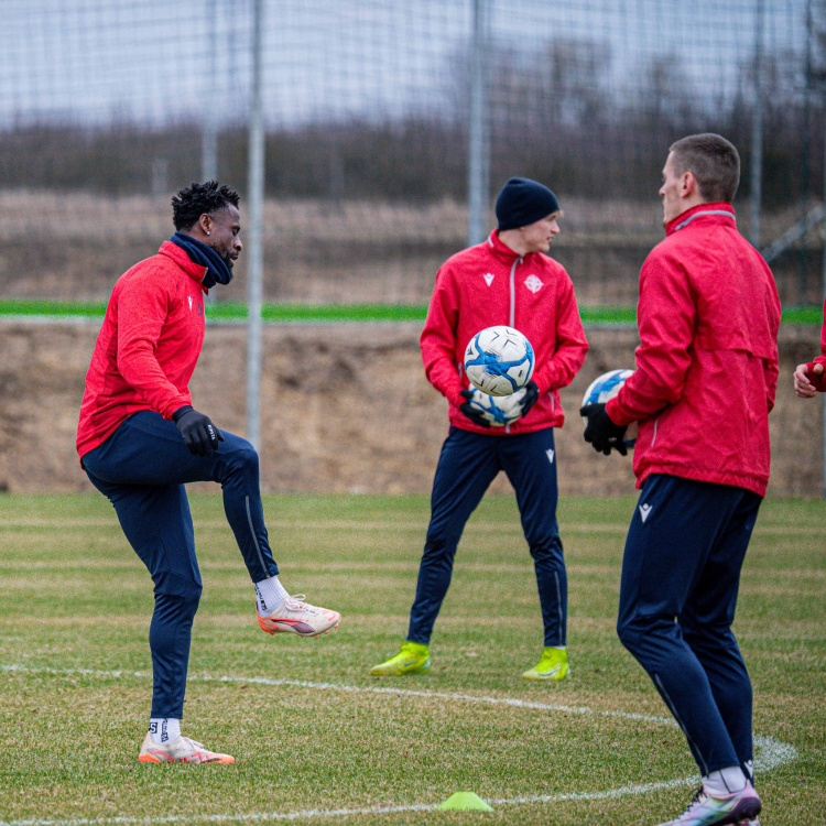Idegenben játszik a Szpari vasárnap                          