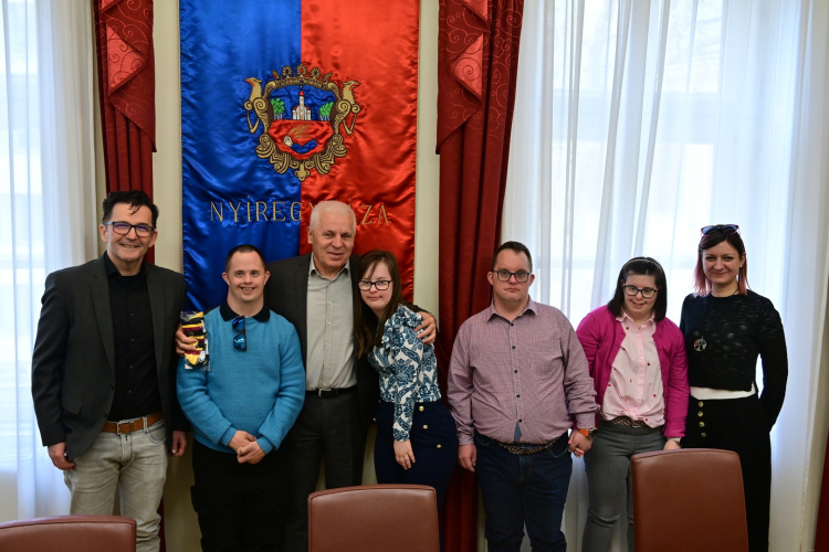 Állj ki magadért! – Down-szindrómás fiatalok példát mutatnak Nyíregyházán