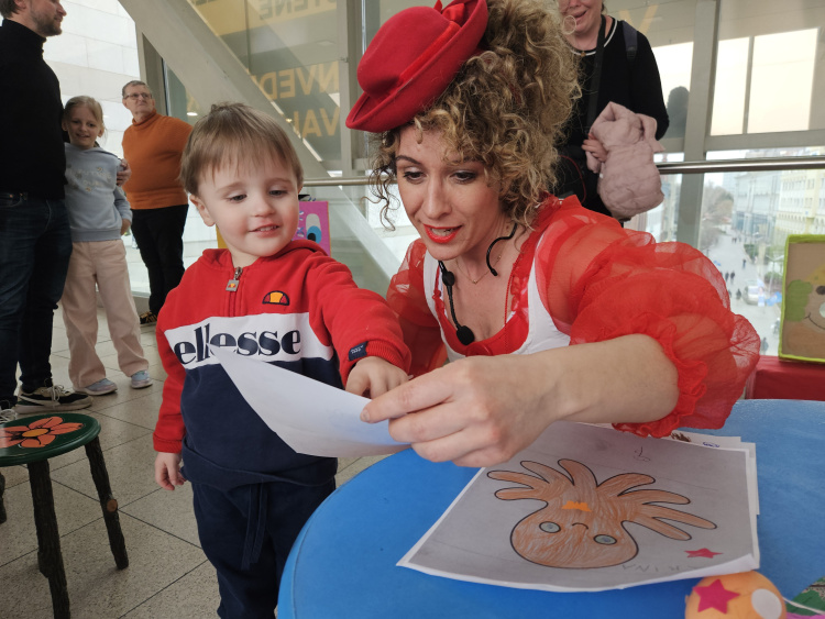 Mesevilág, vidámság és kézműveskedés várta a gyerekeket a Burattinóval