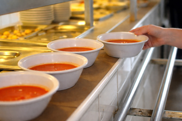 Ingyenes gyermekétkeztetés a tavaszi szünetben Nyíregyházán