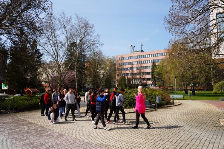 Tanodás diákok ismerkedtek az egyetemi élettel Nyíregyházán