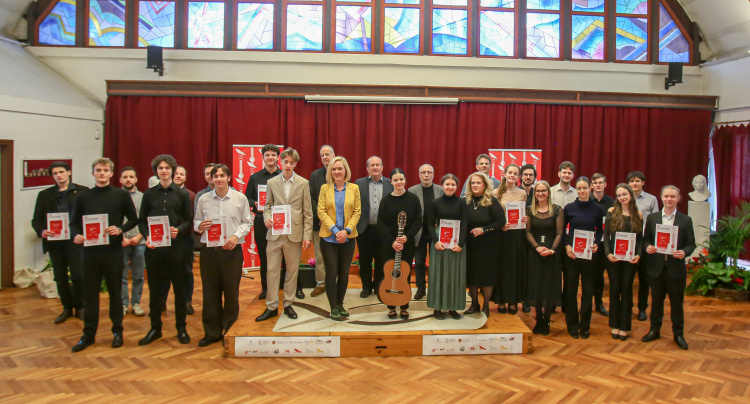 A gitár három napig szólt Nyíregyházán – fiatal tehetségek mérkőztek meg az országos versenyen