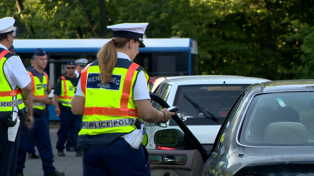 Ittas és drogos sofőrökre vadásztak