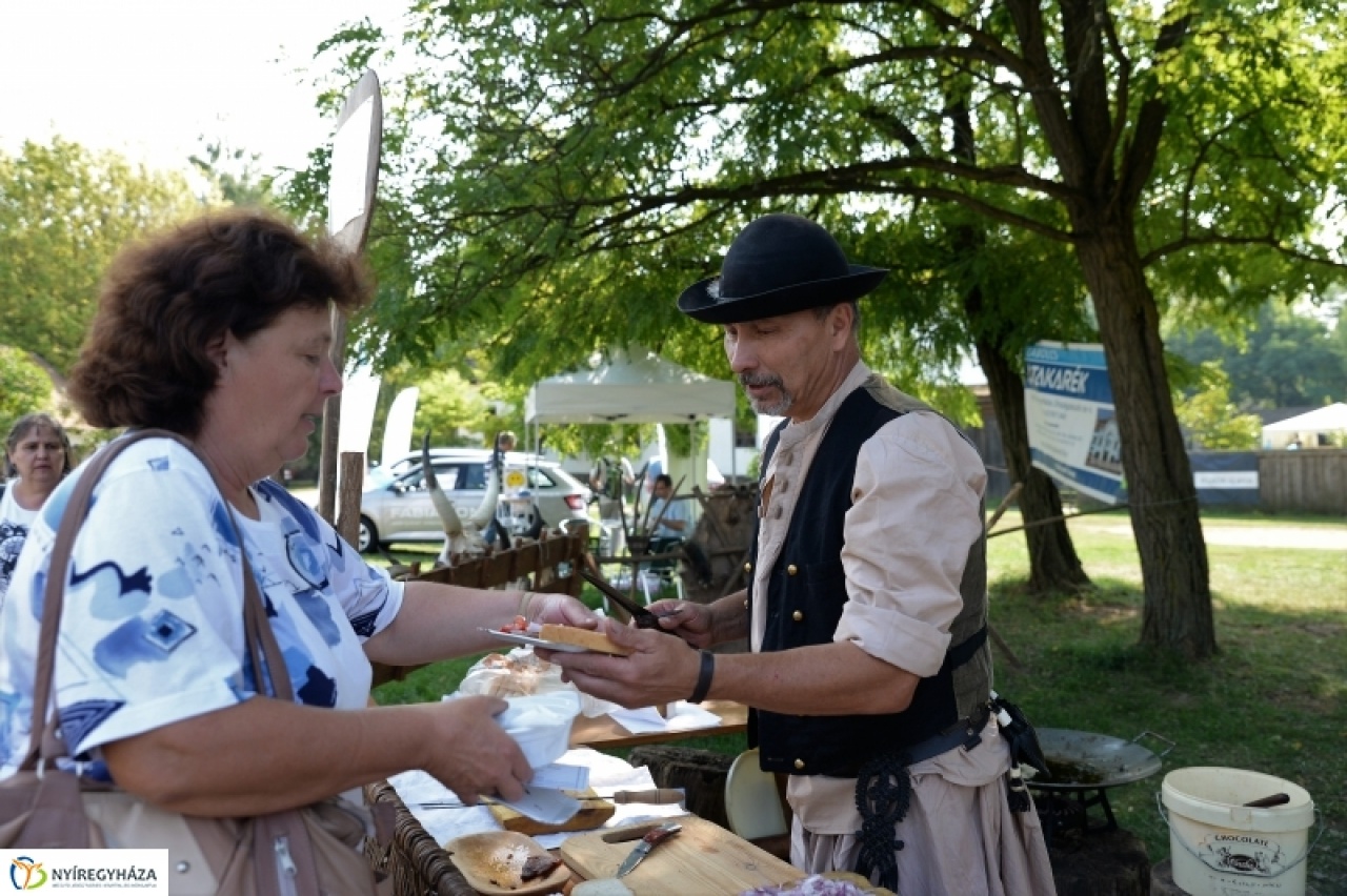 Gasztronómiai fesztivál a múzeumfaluban