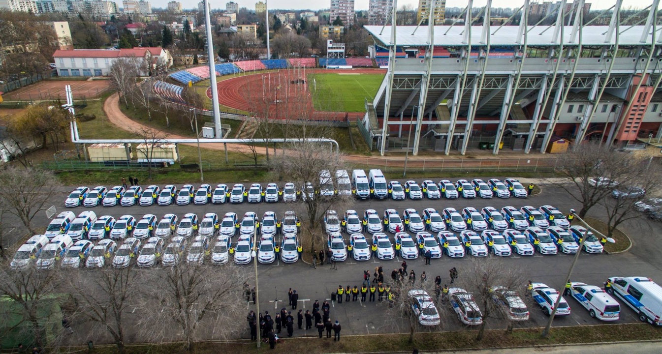 Új gépjárműveket kapott a Megyei Rendőr-főkapitányság: lecserélték a sokat futott autókat