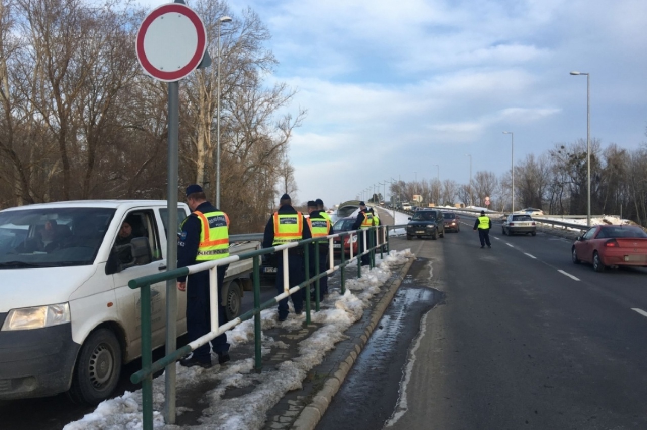 Közúti kontroll Vásárosnaményban – A cél a balesetek megelőzése