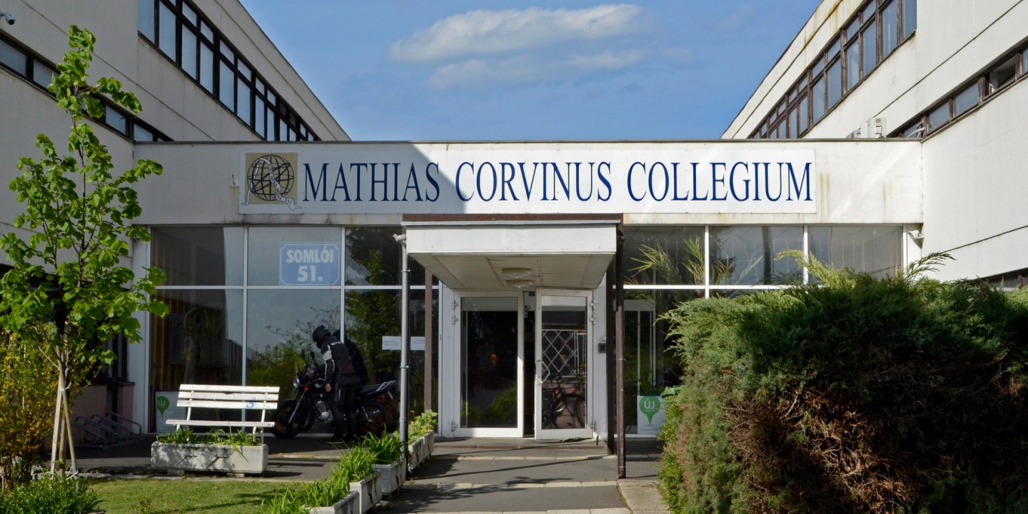 Már jelentkezhetnek a tehetséges diákok a Mathias Corvinus Collegium képzéseire